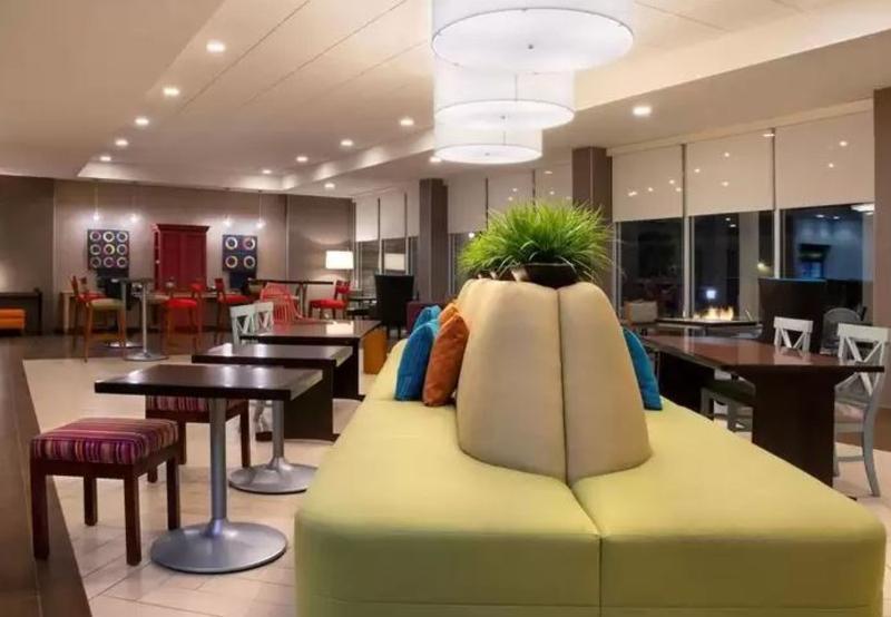 Home2 Suites By Hilton Indianapolis Greenwood מראה חיצוני תמונה